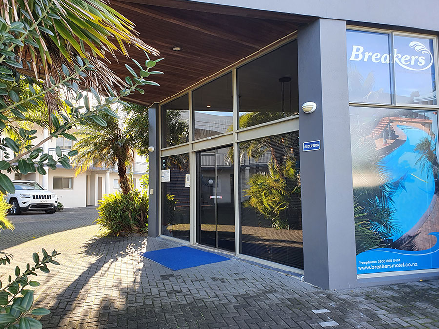 Breakers Motel in Whangamata